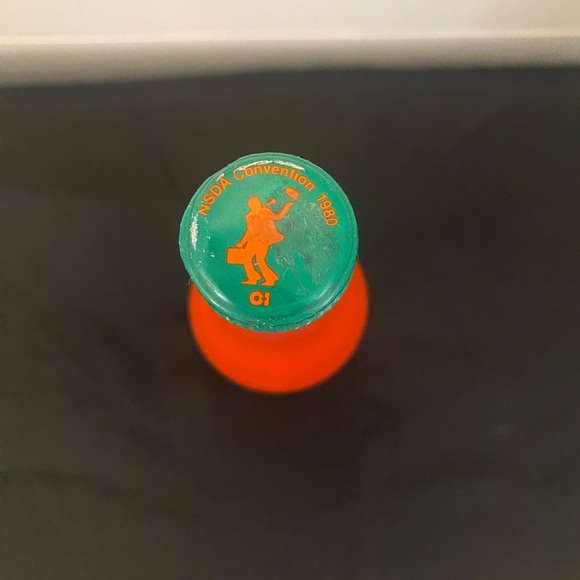 1980 NSDA CHICAGO COMMEMORATIVE SOFT DRINK CONVENTION PAINTED BOTTLE VINTAGE - Picture 6 of 8